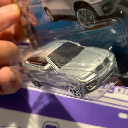 08059 BMW X6 Maisto 1/64