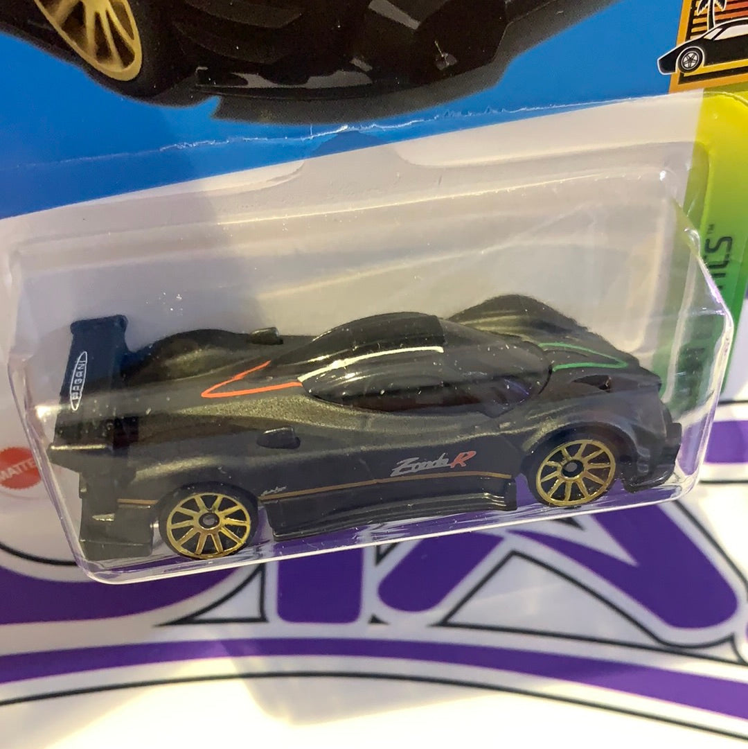 HCT02 PAGANI ZONDA R