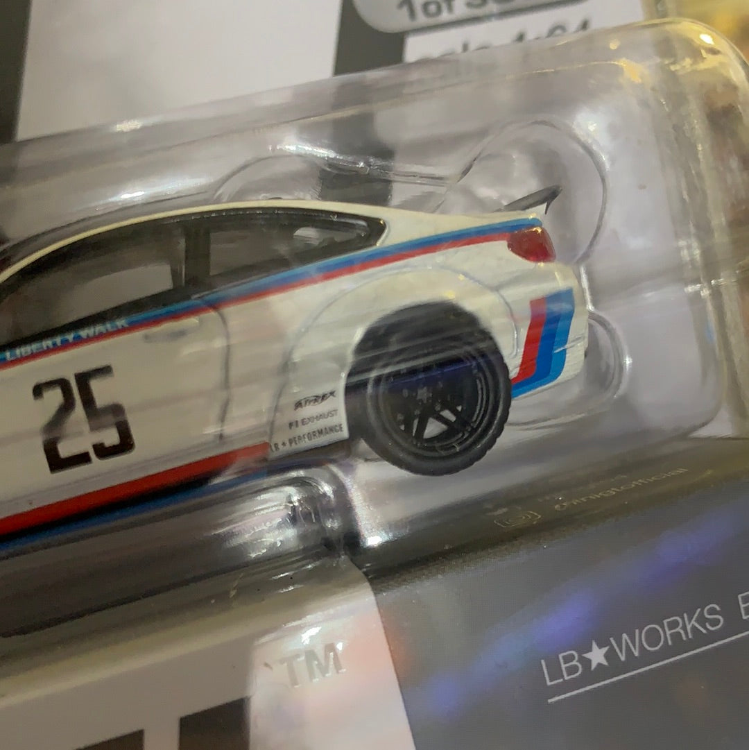#319 BMW M4 MINI GT