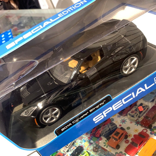 31182 Maisto 1/18 Corvette Stingray