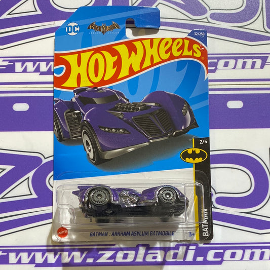 HCW63 BATMAN BATMOBILE