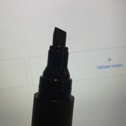 Plumón Indeleble Grueso Negro