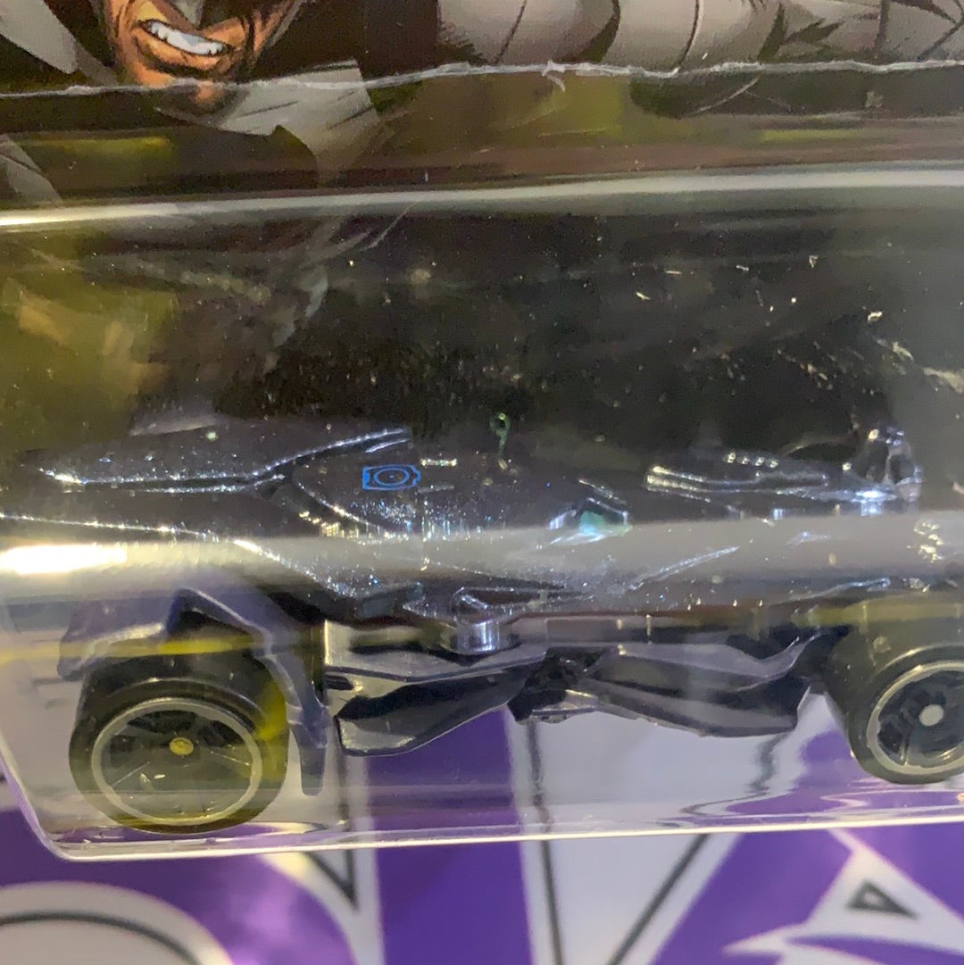 HDK79 Batmobile Hot Wheels
