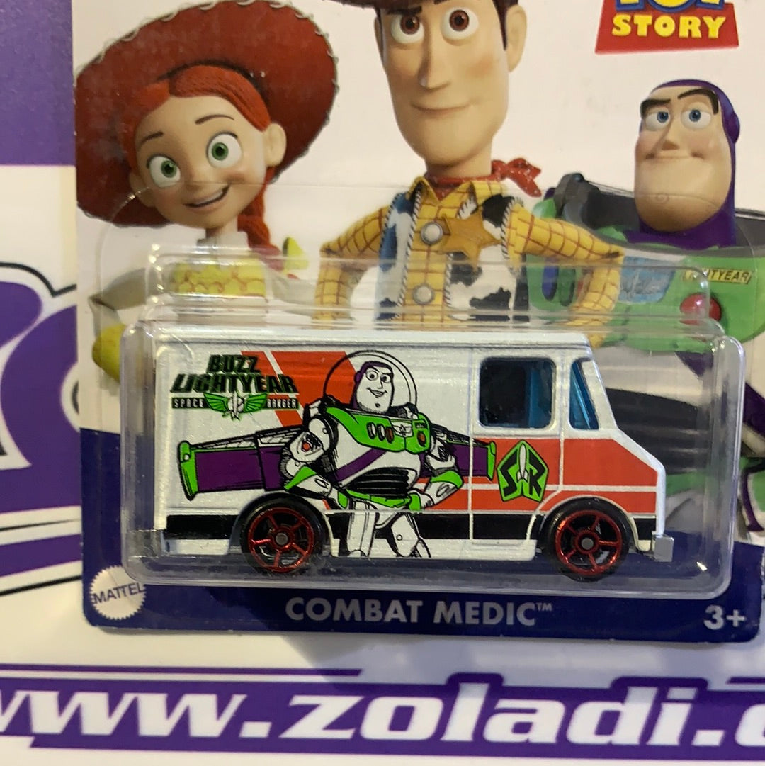 GJV22 Combar Medic Pixar Toy Story