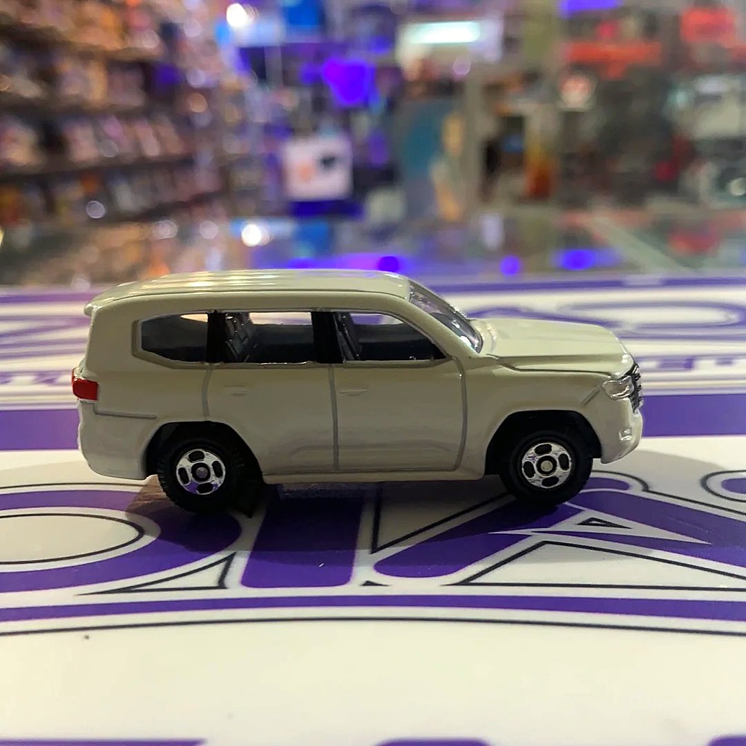 TOYOTA LAND CRUISER TOMICA